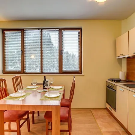 *by The Fireplace* Cosy 1bd Flat With A View Апартамент Пампорово