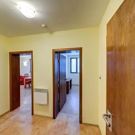 *by The Fireplace* Cosy 1bd Flat With A View Апартамент Пампорово