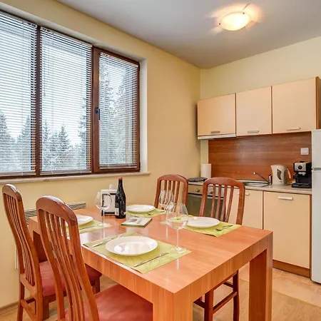 *by The Fireplace* Cosy 1bd Flat With A View Апартамент Пампорово